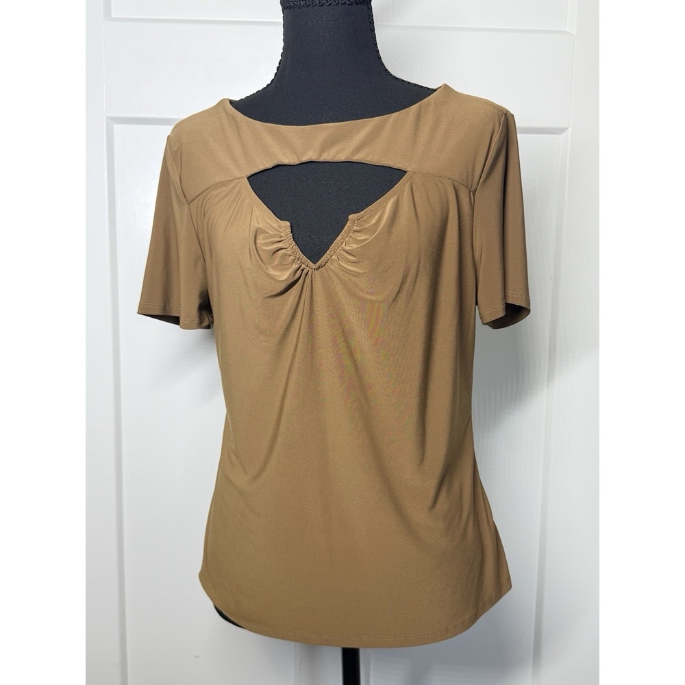 Luxology Womens Medium Tan Cutout Neck Top Short Sleeve Stretch Blouse Casual